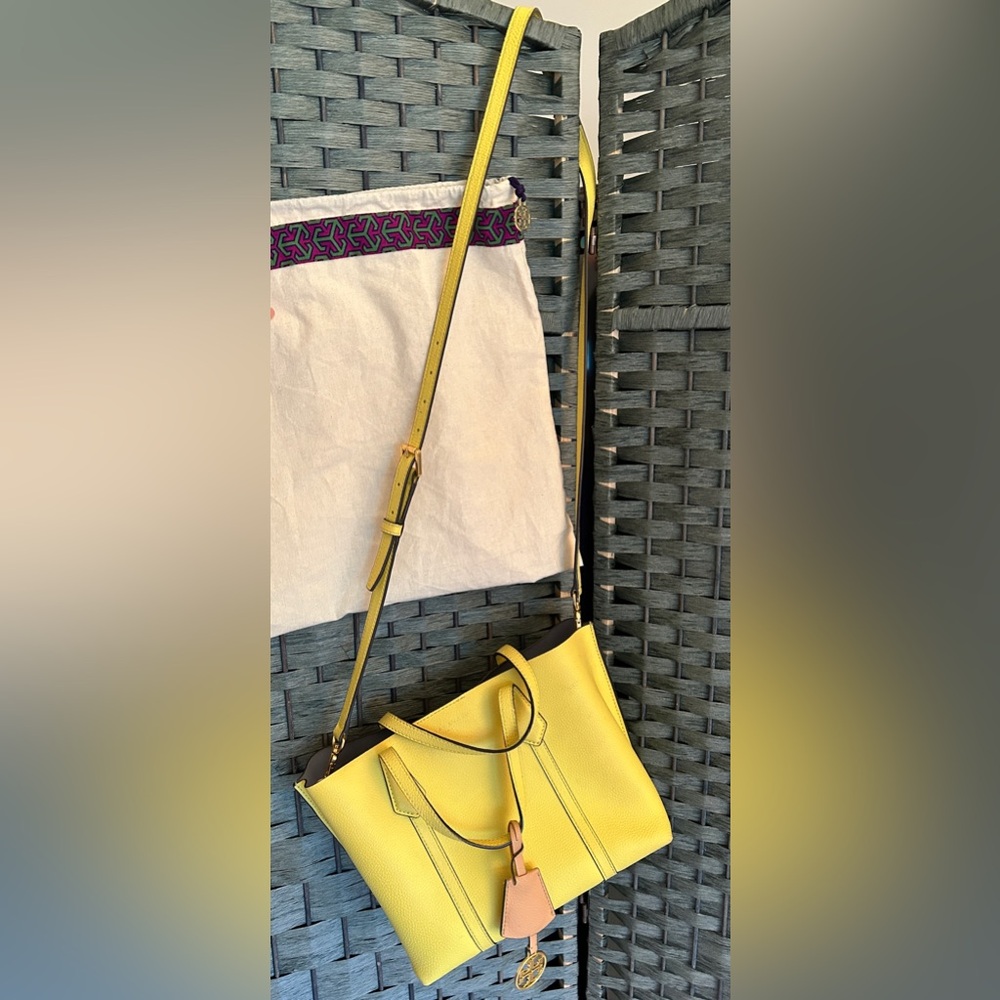 Stunning Lemon yellow Tory Burch crossbody handbag. Dust bag included.